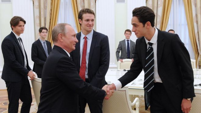Встреча Владимира Путина со студентами Итона в Кремле