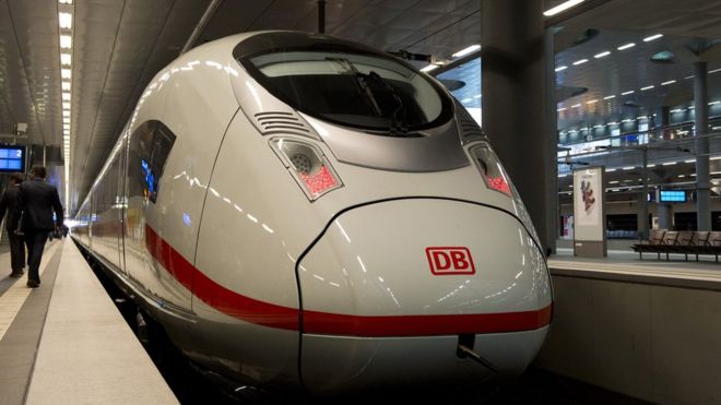 Скоростной поезд Deutsche Bahn