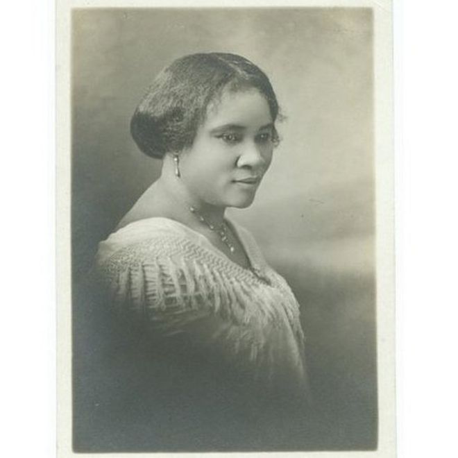 Madam C. J. Walker em foto de 1912