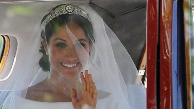 Меган Маркл прибывает на свою королевскую свадебную церемонию