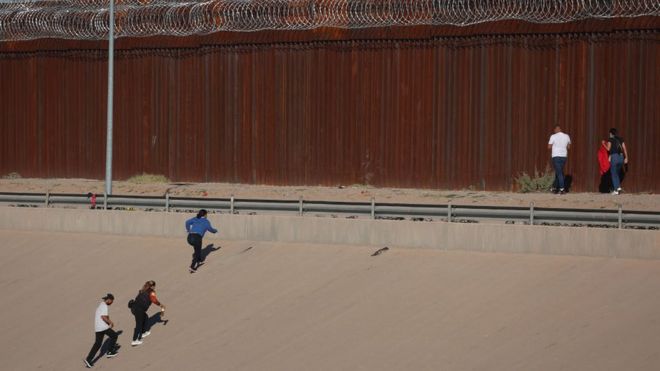 Inmigrantes en la frontera de EE.UU.