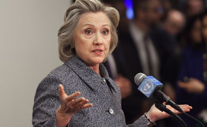 Хиллари Клинтон отвечает на вопросы о своих электронных письмах