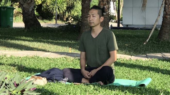 Йосуке Масуко медитирует