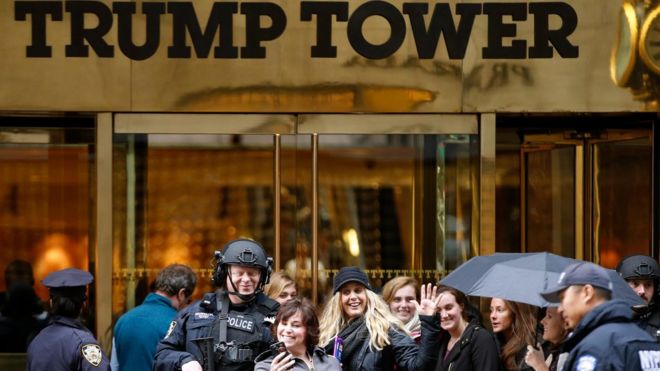 La torre Trump era frecuentada por miles de personas en Nueva York. Ahora no pueden entrar sin someterse a altos controles de seguridad.