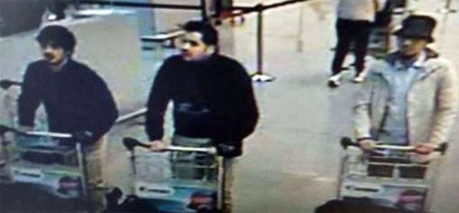 Видеозапись трёх подозреваемых в аэропорту Брюсселя - 22 марта 2016 года