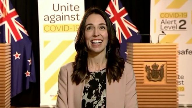 Prime Minister Ardern looks upwards during earthquake