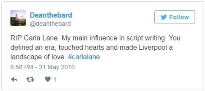 @ Deanthebard твиты: RIP Карла Лейн. Мое основное влияние на написание сценария. Вы определили эпоху, тронули сердца и сделали Ливерпуль пейзажем любви. #carlalane