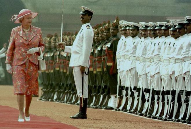 Королева в Индии в 1997 году