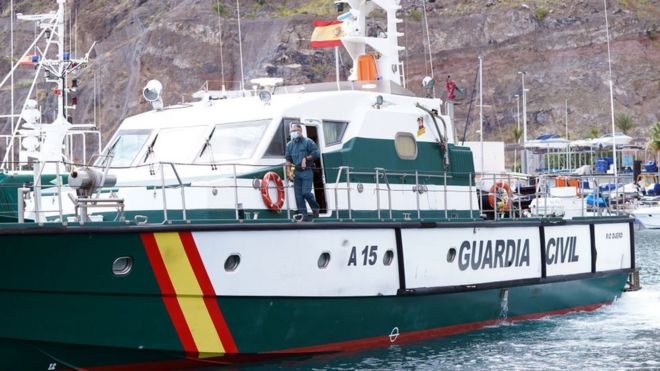 Barco guardia civil.