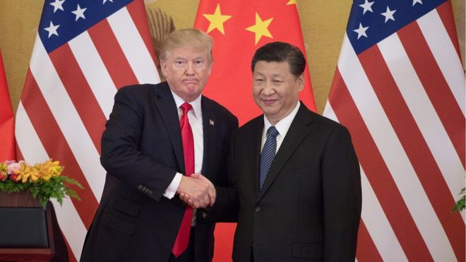 US President shakes hands with China's President
