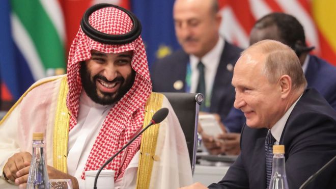Наследный принц Саудовской Аравии Мухаммед бен Салман и президент России Владимир Путин
