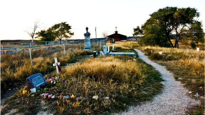 Кладбище для жертв резни раненых колен в Южной Дакоте