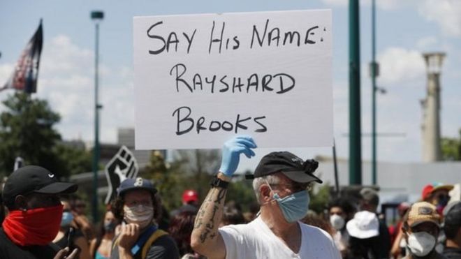 Rayshard Brooks alipoteza maisha siku ya Ijumaa baada ya kupigwa risasi