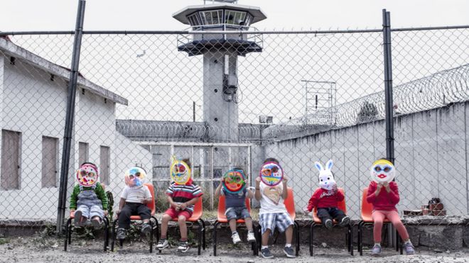 Дети, живущие в тюрьме Санта-Марта-Акатитла, Мексика