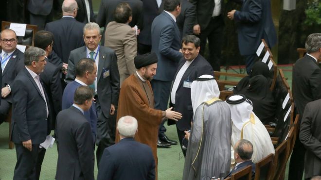 الإندبندنت: روحاني يحذر ترامب من المغامرة بمستقبله السياسي