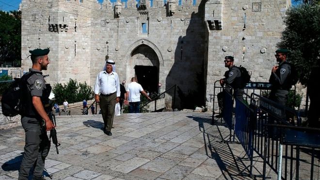 Des milliers de Palestiniens ont célébré la fin de ce qu'ils considéraient comme une intensification inacceptable du contrôle israélien.