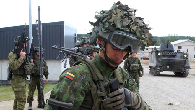 Литовские войска на учениях в Пабраде, август 2016 г.