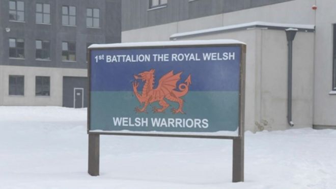 Знак для первого батальона Королевский валлийский в Тапа