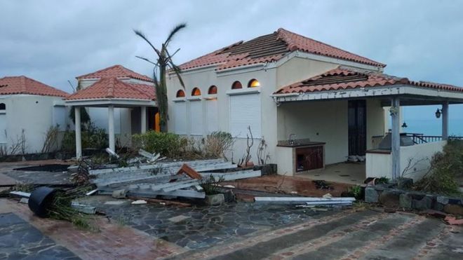Дом пострадал от урагана Ирма