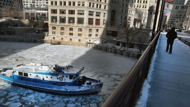 The James Versluis breaks ice on the frozen Chicago River on January 30, 2019