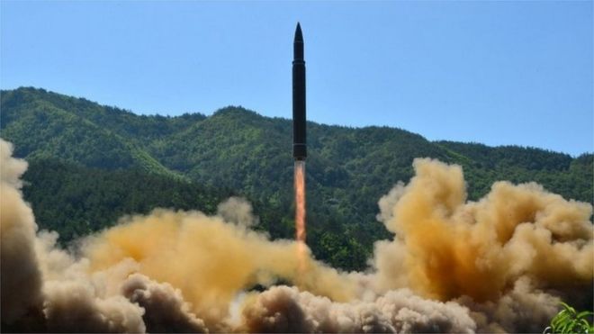Teste de míssil norte-coreano em julho de 2017