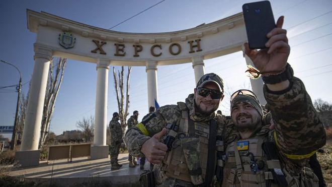 Украинские военные в Херсоне