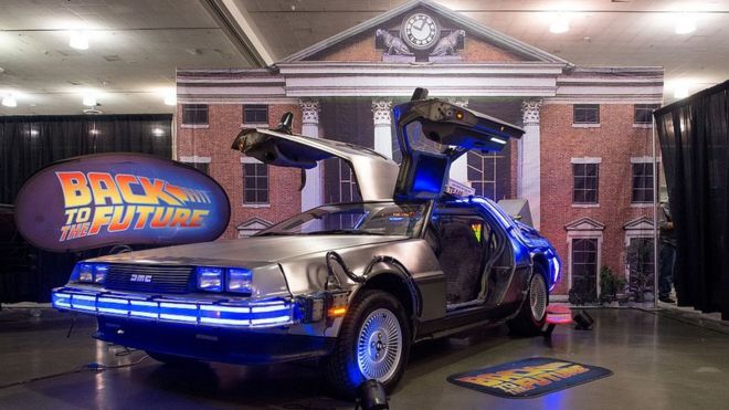 DeLorean на Comic-Con 2016 года в Лос-Анджелесе