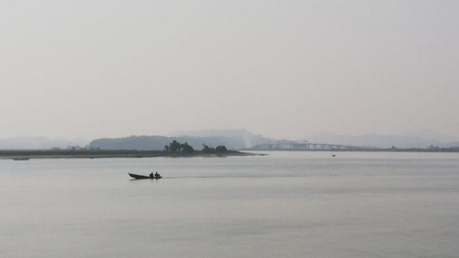 မင်းပြားမှာ ရေတပ်နဲ့ အေအေကြား တိုက်ပွဲကြောင့် အရပ်သားတစ်ဦးသေ၊ ငါးဦးဒဏ်ရာရ