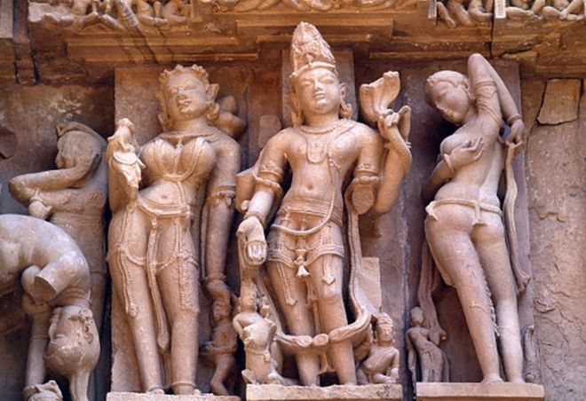Detalhe de um templo erótico em Khajuraho, na Índia central.