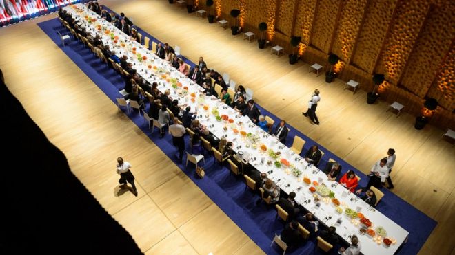Общий вид, когда лидеры G20 присутствуют на государственном банкете в концертном зале Elbphilarmonie в первый день экономического саммита G20 7 июля 2017 года в Гамбурге, Германия