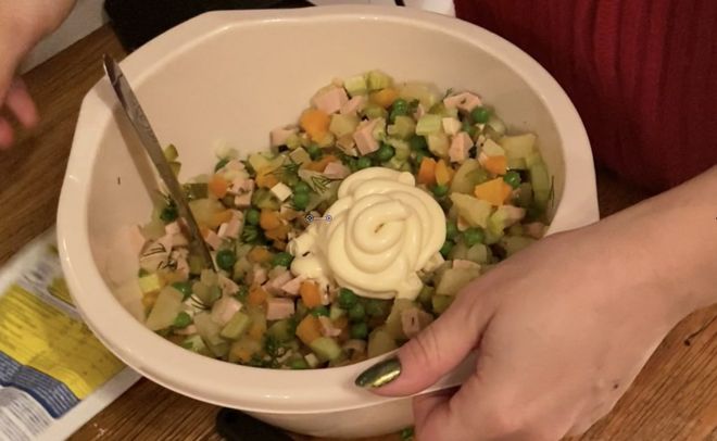 Ruska salata daleko od kuće