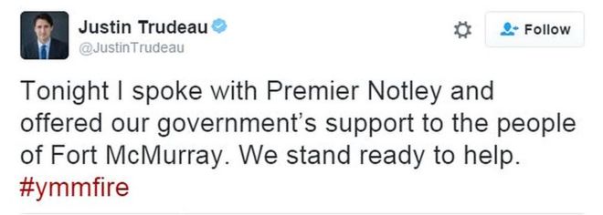 Джастин Трюдо пишет в Твиттере: Сегодня вечером я говорил с премьер-министром Нотли и предлагал поддержку нашего правительства жителям Форт-Мак-Мюррея. Мы готовы помочь. #ymmfire