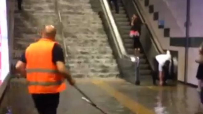 Наводнение в стамбульском метро