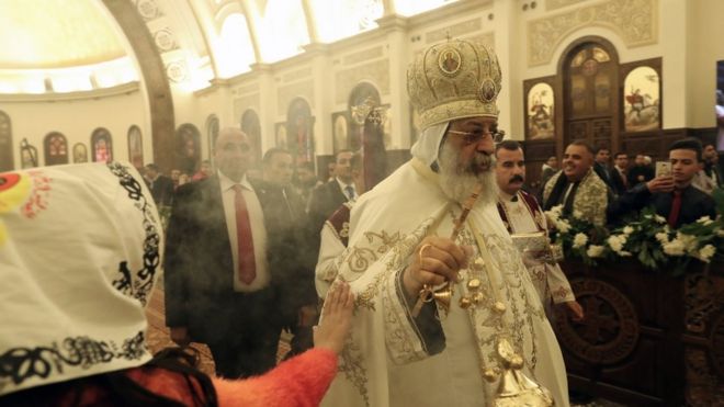Папа Александрийский Тавадрос II проводит мессу в канун Рождества во вновь открывшемся соборе Рождества Христова в новой административной столице Египта