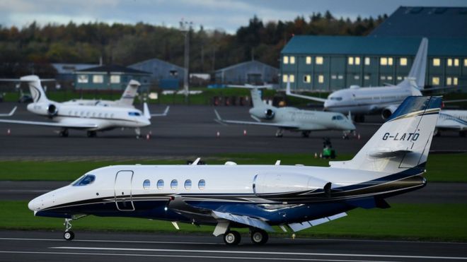 Qué tan cierto es que podemos viajar en avión sin contaminar el planeta (y  cómo las aerolíneas intentan reducir su huella de carbono) - BBC News Mundo