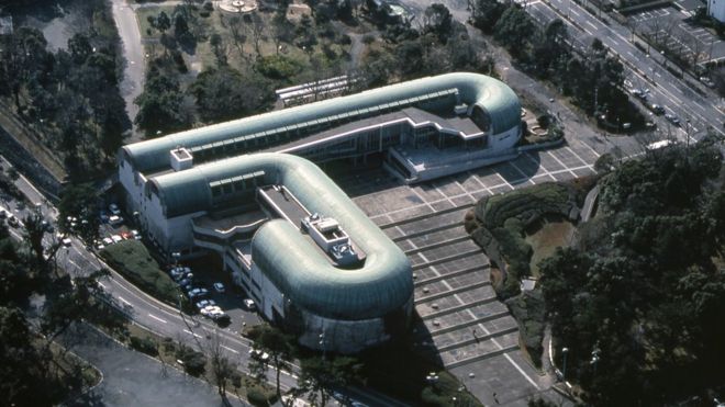 Центральная библиотека Китакюсю, спроектированная Аратой Исодзаки (фото с веб-сайта Притцкеровской премии, доступно для скачивания)
