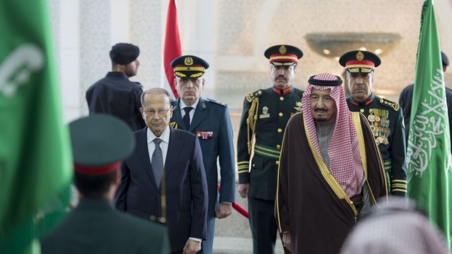 الرئيس اللبناني ميشال عون والملك السعودي سلمان بن عبد العزيز