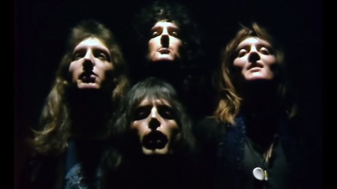 Королева в клипе на Bohemian Rhapsody
