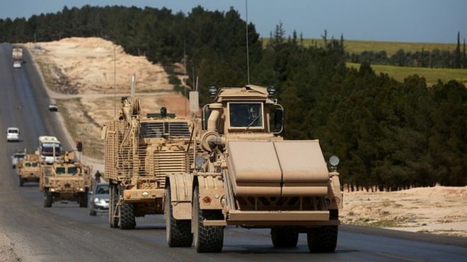 Suriye'de ABD'ye ait askeri araçlar devriye görevinde