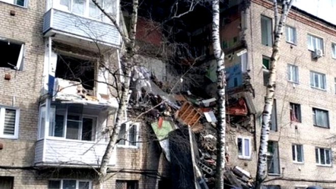 Взрывом полностью разрушены три этажа