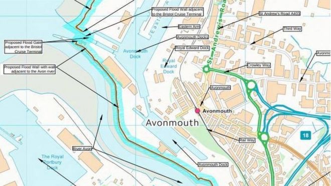 : Стена наводнения показывает 100-метровый разрыв в доках Avonmouth.