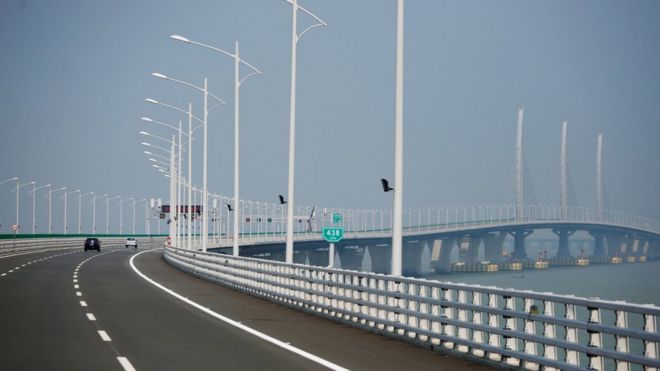 Stretch of the Hong Kong Macau bridge