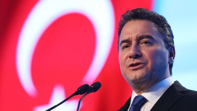 Ali Babacan partisinin tanıtım toplantısında parti tüzüğünü ve hedeflerini açıkladı.
