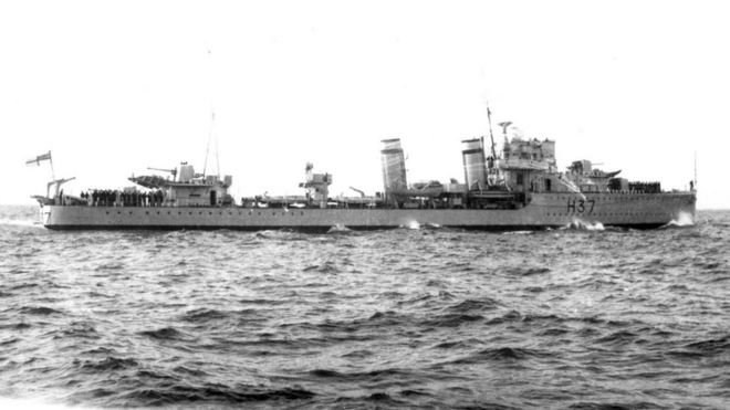 Эскадренный броненосец Британского Королевского флота HMS Garland на море, дата неизвестна