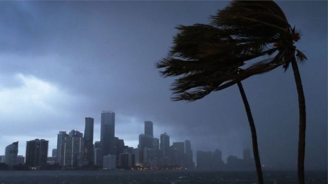 Upepo mkali wa kimbunga Irma kimeanza kushuhudiwa Florida