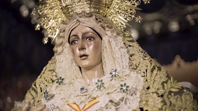 Virgen de la Macarena - the weeping statue of the Virgin Mary at Church