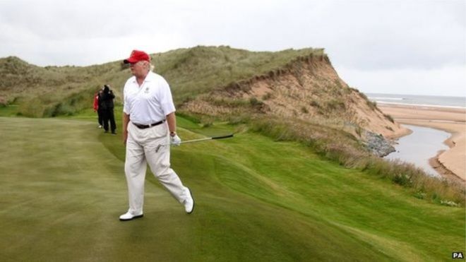 Дональд Трамп на поле для гольфа Doonbeg