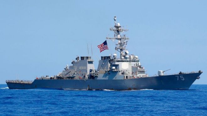 El USS Donald Cook es uno de los destructores estadounidenses desplegados en el Mar de Barents.