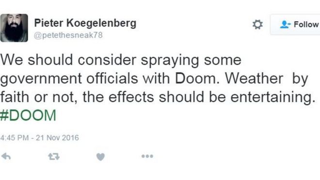 Tweet высмеивать в разгроме Doom инсектицидов.
