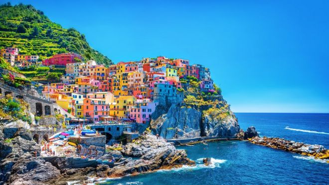 Casas coloridas em Cinque Terre, na ItÃ¡lia